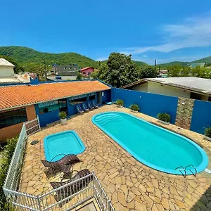 encanto-parque-pousada.santa-catarina-brasil.com/